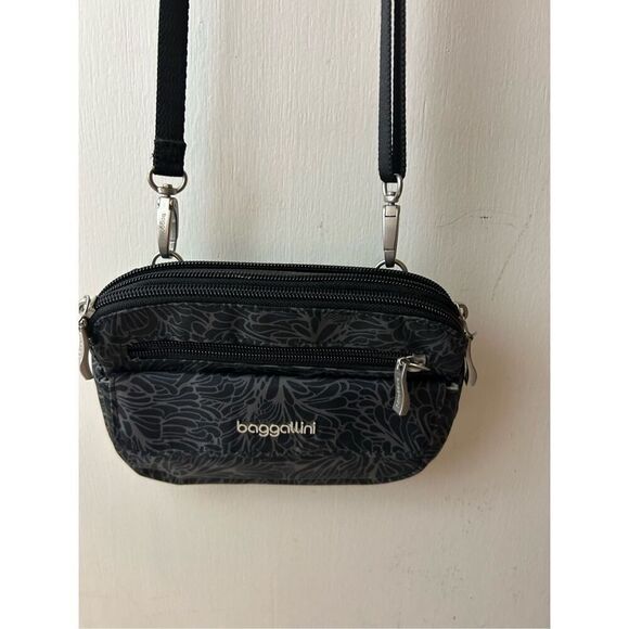 Baggallini mini RFDI crossbody black gray 7.5"x5.5" - Picture 1 of 8